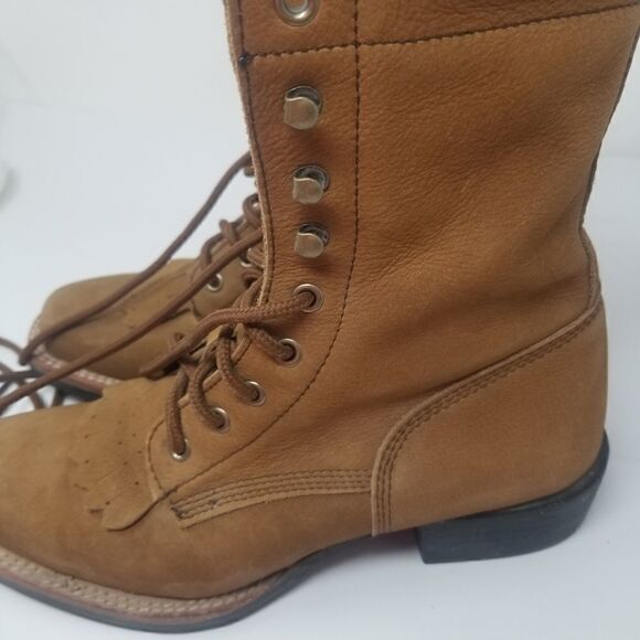 Tannish Brown ACME Leather Lace Up Boots for Women. SIZE 6M. Good condition. - Picture 4 of 16